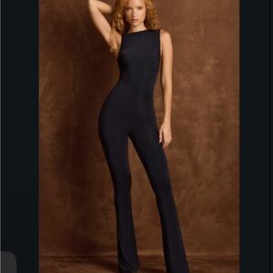 Elegant Black Sleeveless Jumpsuit